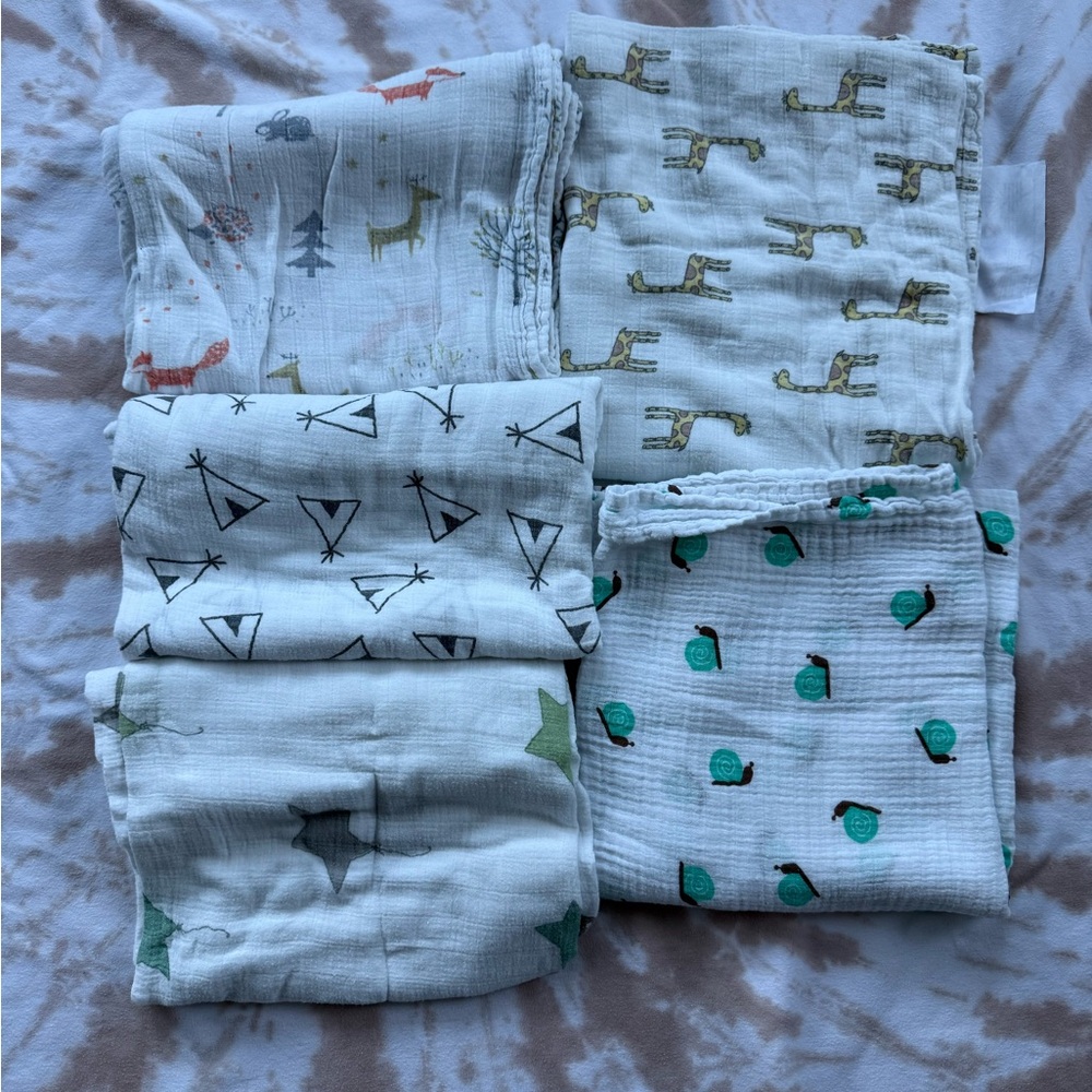 Bundle of 5 Soft Muslin Swaddle Blanket